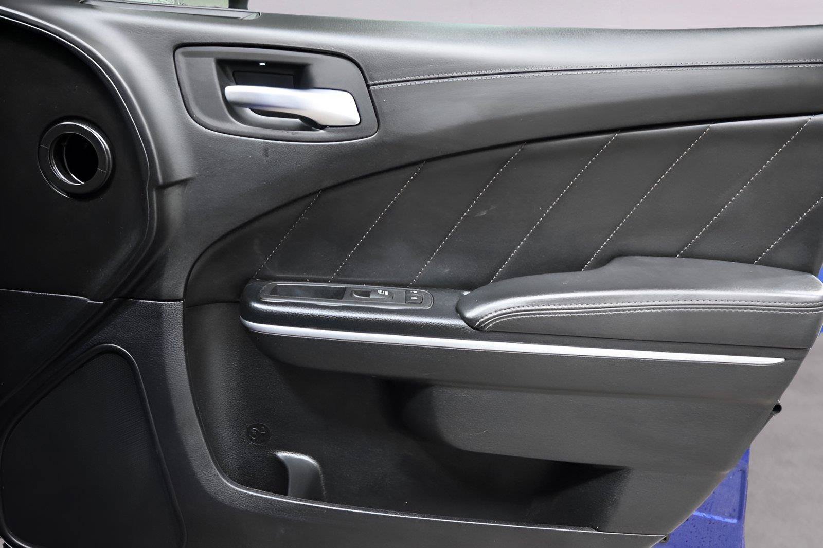 Used 2020 Dodge Charger Scat Pack RWD image 19