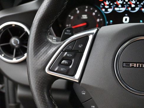 Used 2018 Chevrolet Camaro SS RWD image 18