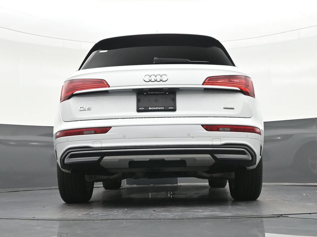 Used 2022 Audi Q5 2.0T Premium AWD/4WD image 25