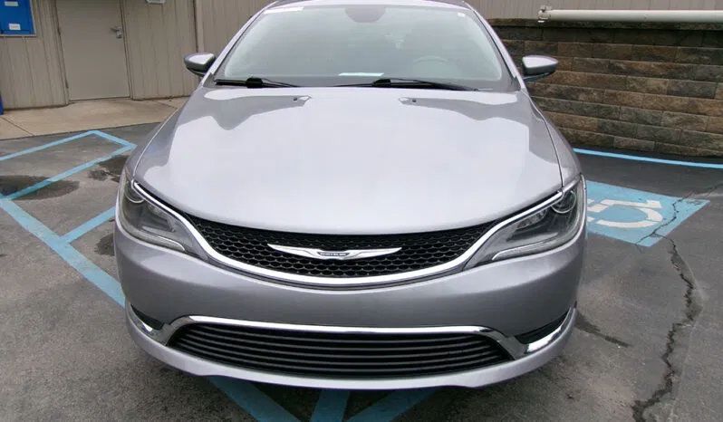 Used 2016 Chrysler 200 Limited w/ Convenience Group FWD image 3