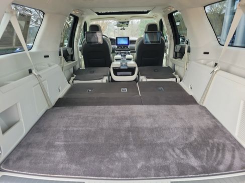 Used 2019 Lincoln Navigator L Black Label w/ Cargo Package image 18