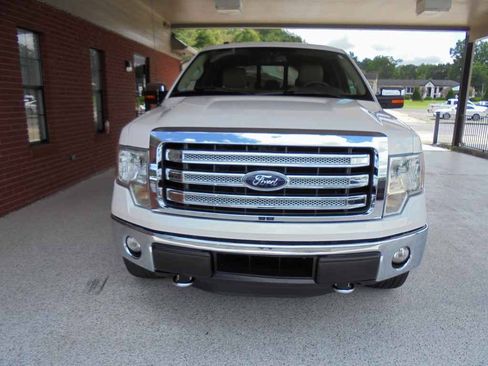 Used 2014 Ford F150 Lariat w/ Lariat Chrome Package AWD/4WD image 3