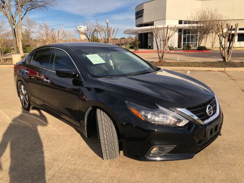 Used 2017 Nissan Altima 2.5 SR image 4