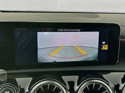 Used 2020 Mercedes-Benz CLA 250 4MATIC image 20