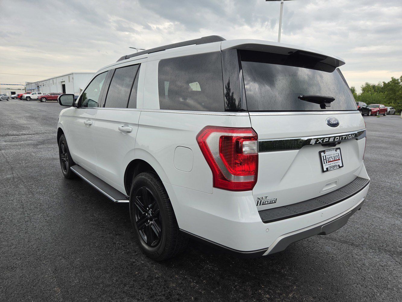 Used 2020 Ford Expedition XLT w/ Equipment Group 202A AWD/4WD image 6