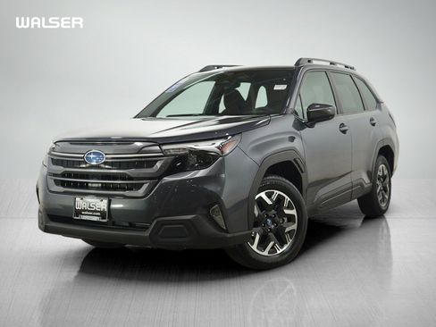 Used 2025 Subaru Forester Premium AWD/4WD image 1