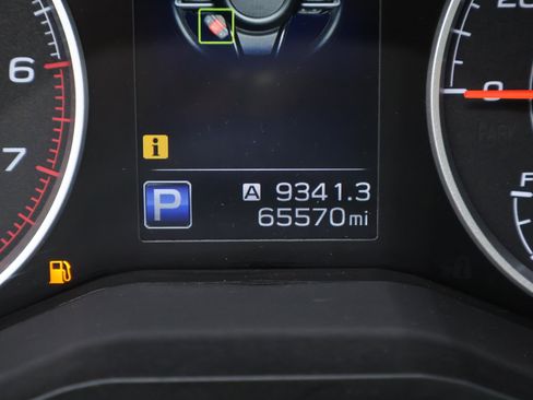 Used 2021 Subaru Ascent Premium w/ Convenience Package image 4