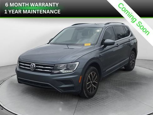 Used 2021 Volkswagen Tiguan SE w/ Panoramic Sunroof Package FWD image 1