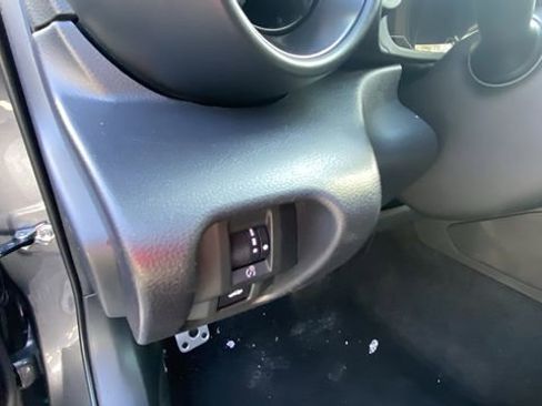 Used 2023 Toyota GR86 Premium image 16