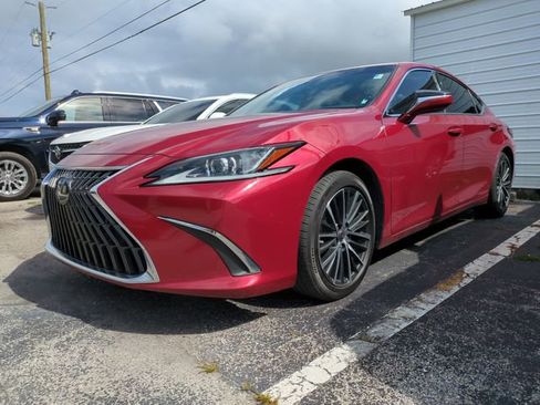 Used 2022 Lexus ES 350 w/ Premium Package FWD image 3