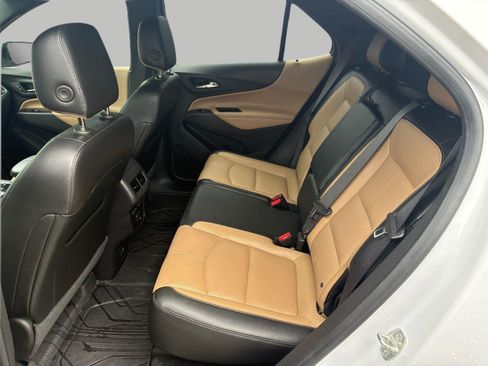 Used 2023 Chevrolet Equinox Premier AWD/4WD image 20