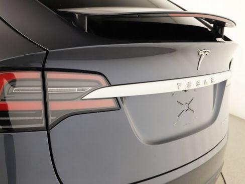 Used 2019 Tesla Model X AWD/4WD image 33