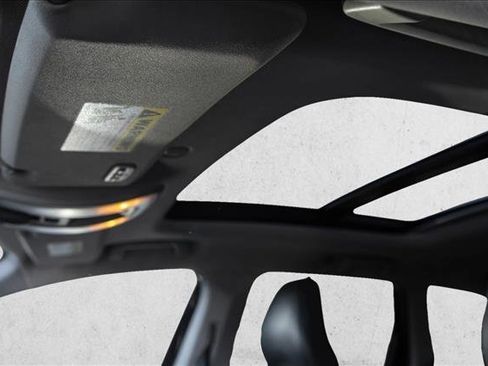 Used 2016 Volvo XC60 T6 Platinum image 11