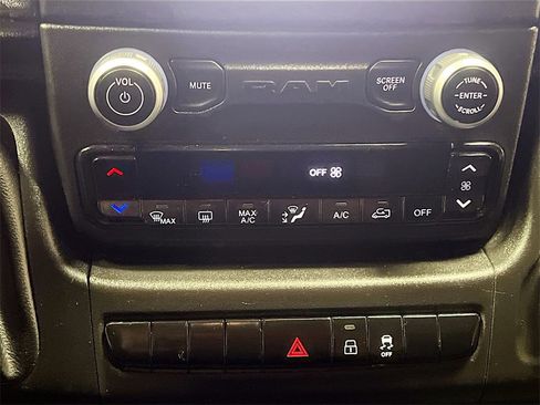 Used 2023 RAM ProMaster 2500 w/ Convenience Group image 15