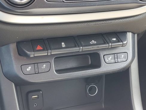 Used 2018 Chevrolet Colorado LT w/ Redline Special Edition AWD/4WD image 25