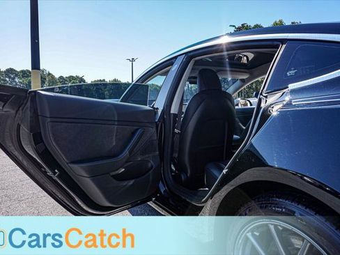 Used 2018 Tesla Model 3 Long Range RWD image 30