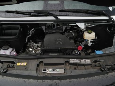 Used 2025 Mercedes-Benz Sprinter 2500 image 22