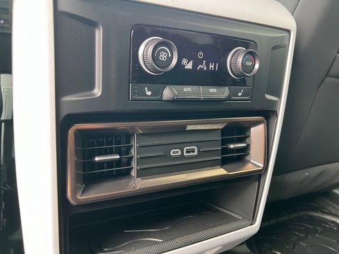 New 2025 GMC Hummer EV 2X image 28