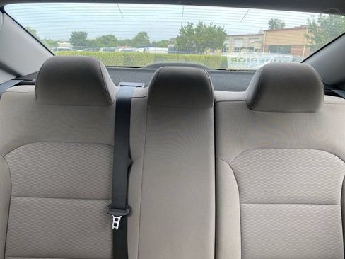 Used 2020 Hyundai Elantra SEL FWD image 16