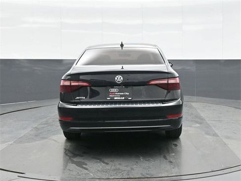 Used 2021 Volkswagen Jetta SE image 6