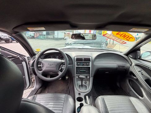 Used 2004 Ford Mustang Mach 1 RWD image 12