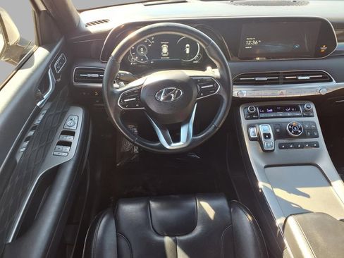 Used 2022 Hyundai Palisade Calligraphy image 4