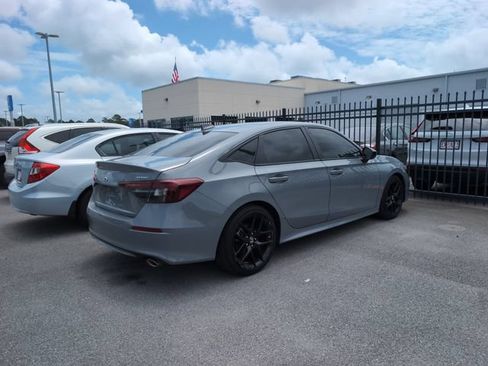 Used 2025 Honda Civic Sport image 3