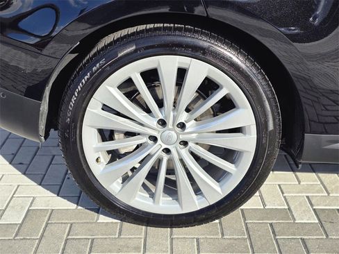 Used 2024 Land Rover Range Rover Sport SE image 7