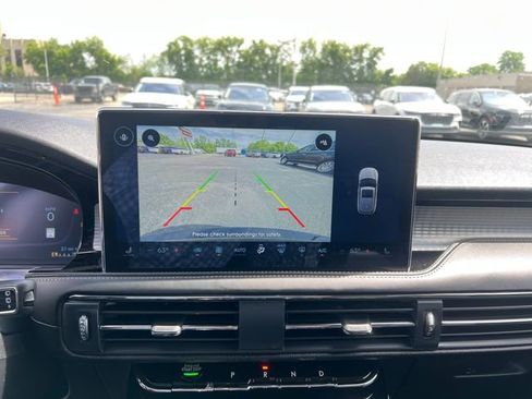 Certified 2024 Lincoln Corsair AWD image 25