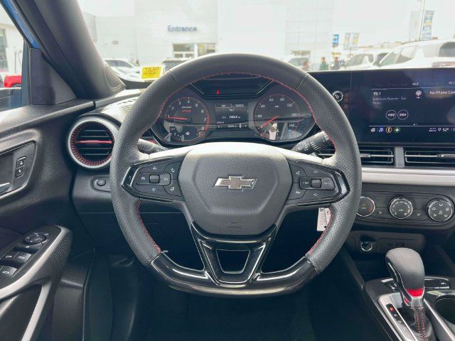 Used 2024 Chevrolet Trax RS w/ Driver Confidence Package FWD image 14