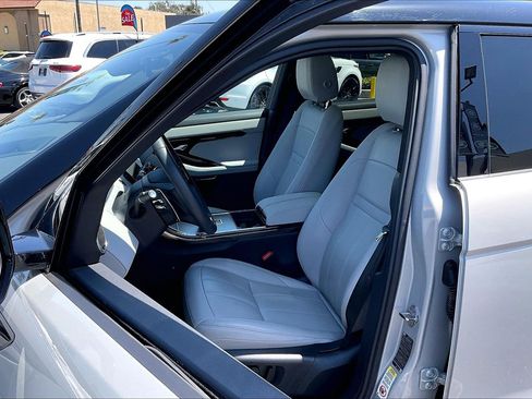 Used 2026 Land Rover Range Rover Evoque S AWD/4WD image 8