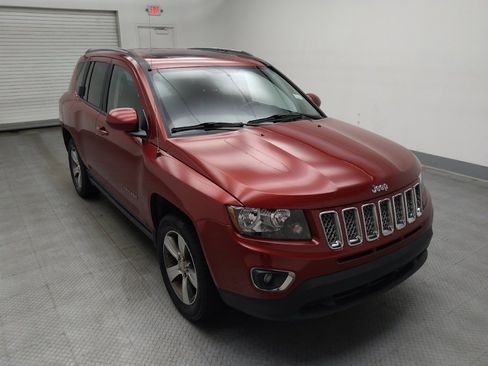Used 2017 Jeep Compass High Altitude AWD/4WD image 13