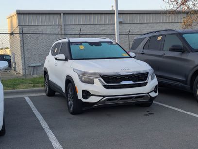 Used 2023 Kia Seltos S w/ Navigation Package