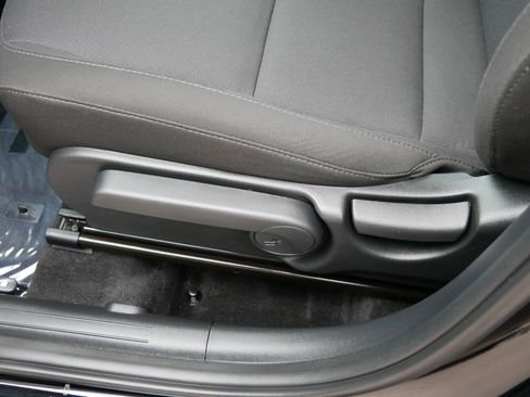 Certified 2026 Hyundai Kona SEL Sport AWD/4WD image 17