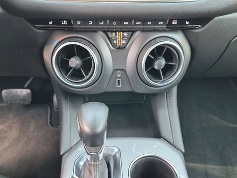 Used 2020 Chevrolet Blazer LT FWD image 25