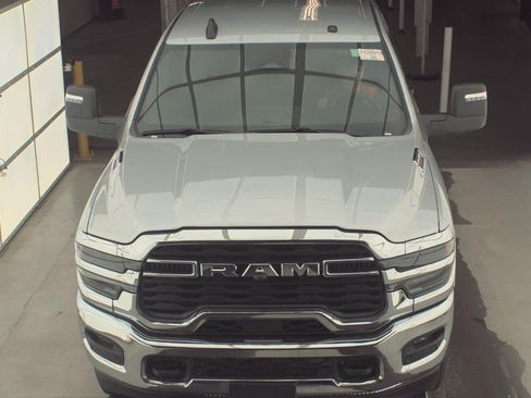 Used 2026 RAM 2500 Big Horn AWD/4WD image 3