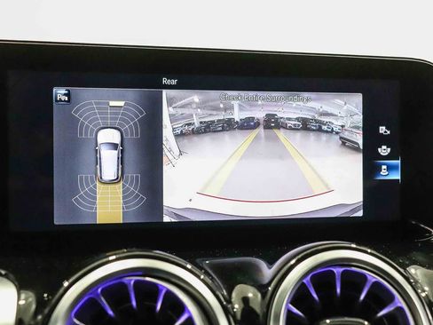 Certified 2023 Mercedes-Benz EQB 300 4MATIC image 23