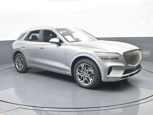 Used 2022 Genesis GV70 2.5T w/ Advanced Package image 8