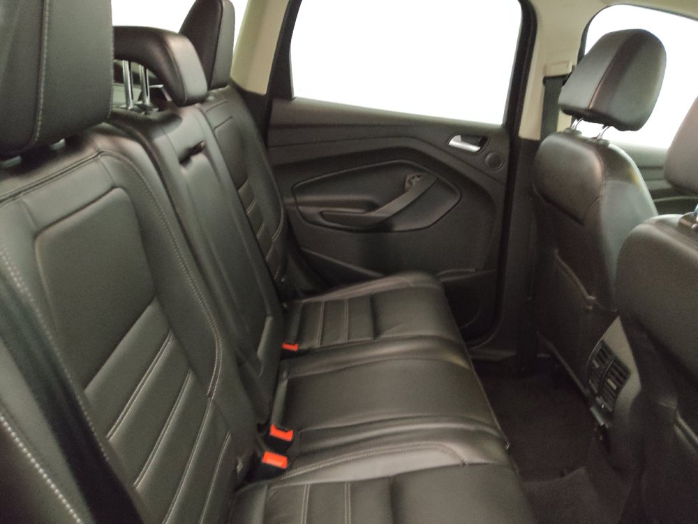 Used 2017 Ford Escape SE w/ SE Leather Comfort Package AWD/4WD image 19