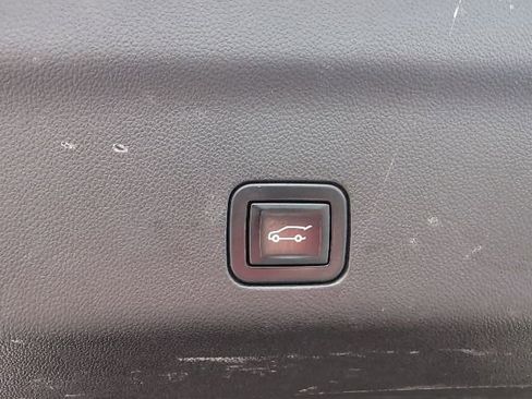 Used 2022 Cadillac Escalade ESV Sport Platinum image 26