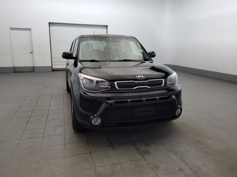 Used 2016 Kia Soul + FWD image 14