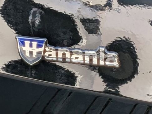 New 2026 Volkswagen Tiguan SE R-Line image 13