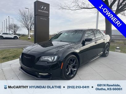 Used 2022 Chrysler 300 Touring L w/ Comfort Group