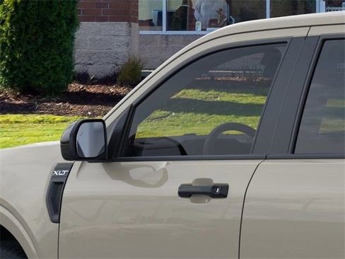 New 2025 Ford Maverick XLT w/ XLT Luxury Package AWD/4WD image 21