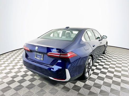 New 2026 BMW 540i xDrive image 9