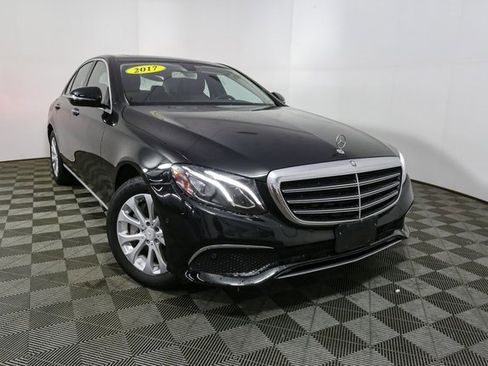 Used 2017 Mercedes-Benz E 300 4MATIC image 3