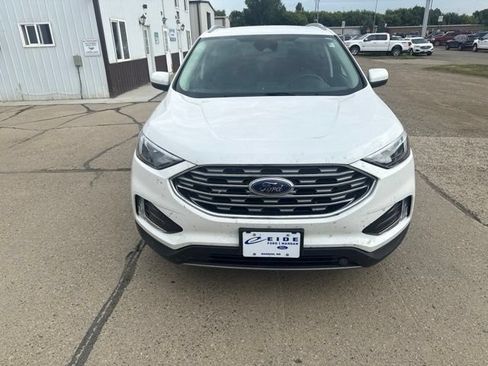 Used 2022 Ford Edge SEL w/ Convenience Package AWD/4WD image 2