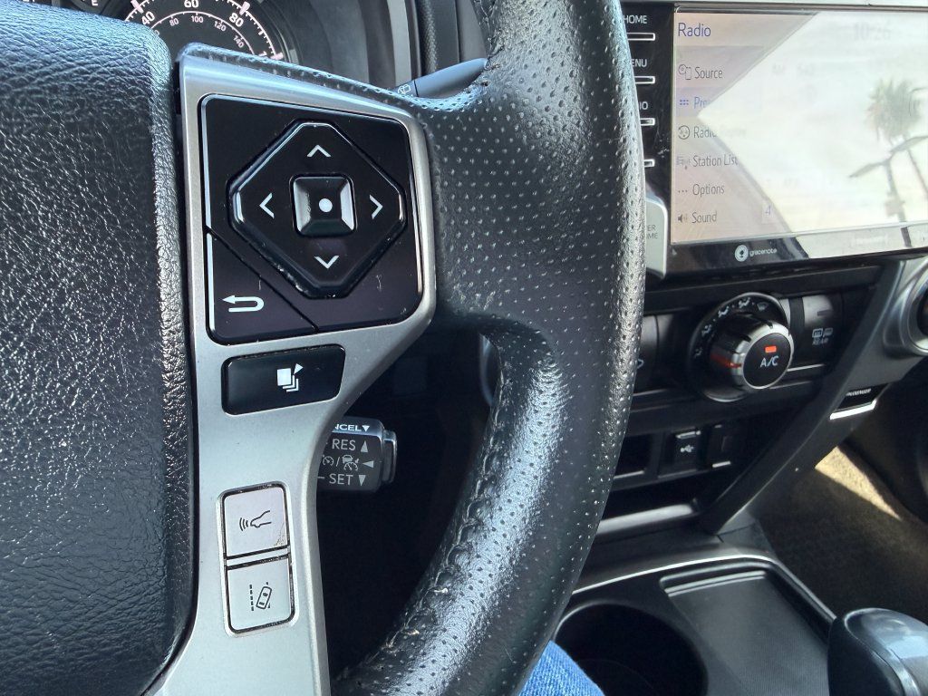 Used 2022 Toyota 4Runner SR5 Premium w/ Moonroof Package RWD image 20