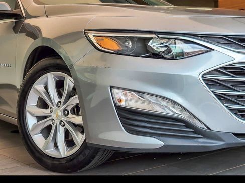 Used 2023 Chevrolet Malibu LT FWD image 4