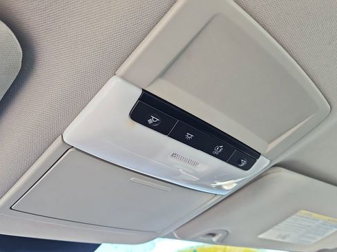 Used 2024 Nissan Altima 2.5 SV image 28